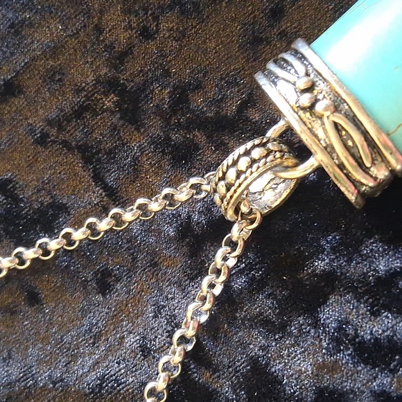 Brandy Melville Silver and Turquoise Necklace Set. - Picture 8 of 8